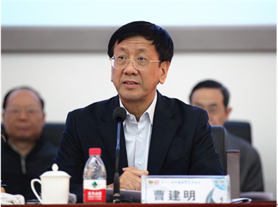 曹建明：更加有力保障和促进经济持续健康发展